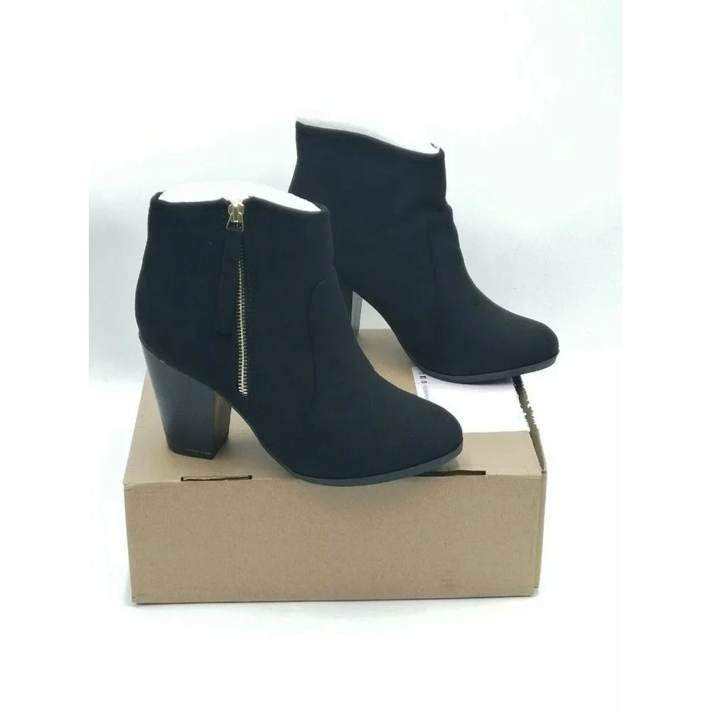 Journee Collection Link Heeled Ankle Boots Black Women's US 8M New - Picture 1 of 9